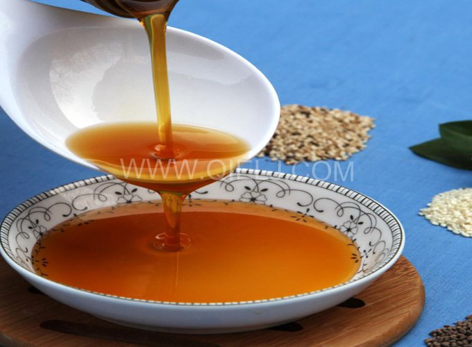 芝麻油提取加工，企鵝糧油機械生產色香味俱佳的油脂(圖1)